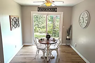 109 Royal Ct, Jacksonville, NC 28546 - Photo 6