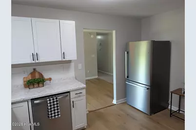 109 Royal Court, Jacksonville, NC 28546 - Photo 10