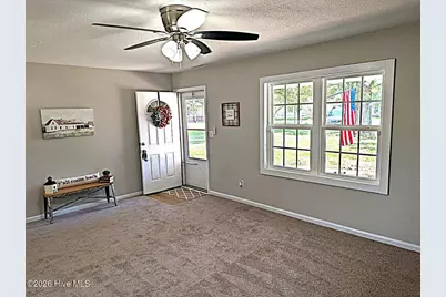 109 Royal Court, Jacksonville, NC 28546 - Photo 4