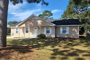 602 Sand Ridge Rd, Hubert, NC 28539 - Photo 2