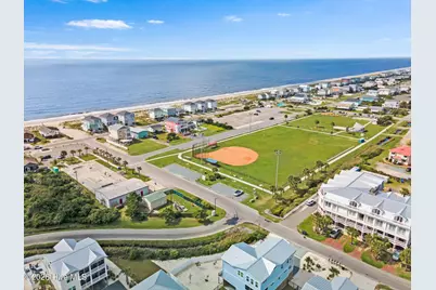 122 NE 37th Street, Oak Island, NC 28465 - Photo 14