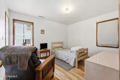 309 W Durham Street, Kill Devil Hills, NC 27948 - Photo 32