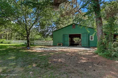 770 Bridal Creek Drive, Burgaw, NC 28425 - Photo 4
