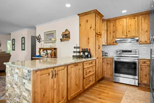 104 Bluewater Dr, Emerald Isle, NC 28594 - Photo 8