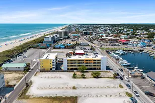302 Canal Dr, Carolina Beach, NC 28428 - Photo 1