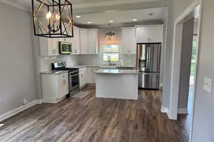 702 N Charlotte St, Washington, NC 27889 - Photo 8