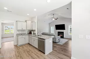 80 Forsyth Ln, Rocky Point, NC 28457 - Photo 14
