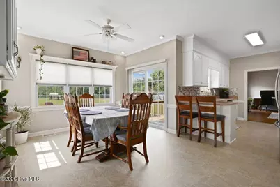 105 Pointe Drive, La Grange, NC 28551 - Photo 8