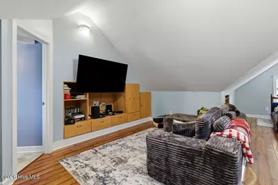 105 Pointe Drive, La Grange, NC 28551 - Photo 32