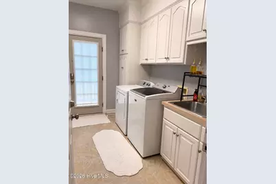 105 Pointe Drive, La Grange, NC 28551 - Photo 16