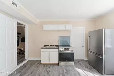 220 Edgewood Drive, Jacksonville, NC 28546 - Photo 52