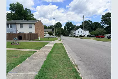 608 W Church Street, Elizabeth City, NC 27909 - Photo 20
