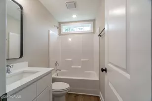 2106 Holly Dr, Wilmington, NC 28401 - Photo 14