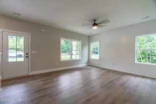 2106 Holly Dr, Wilmington, NC 28401 - Photo 24