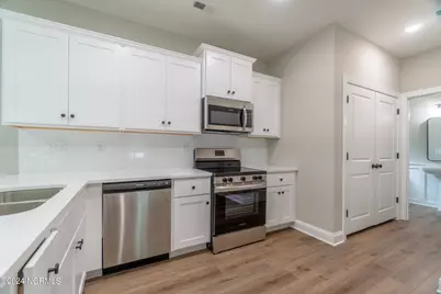 2106 Holly Drive, Wilmington, NC 28401 - Photo 8