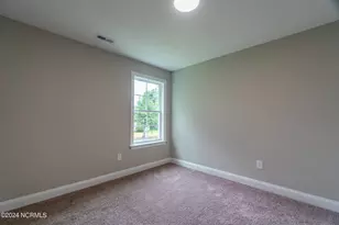 2106 Holly Dr, Wilmington, NC 28401 - Photo 16