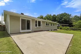 123 Greencrest Cir, Jacksonville, NC 28540 - Photo 32