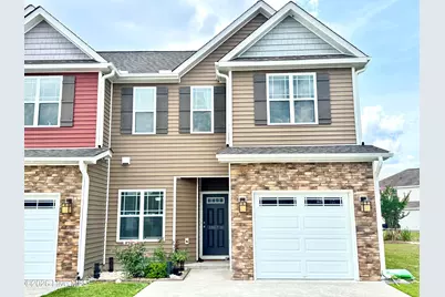 1807 Fox Den Way #6, Greenville, NC 27858 - Photo 2