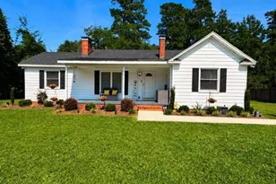 116 Forest Dr, Riegelwood, NC 28456 - Photo 2