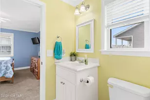 105 Starfish Dr, Holden Beach, NC 28462 - Photo 28
