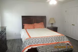 726 E Main St, Winterville, NC 28590 - Photo 8