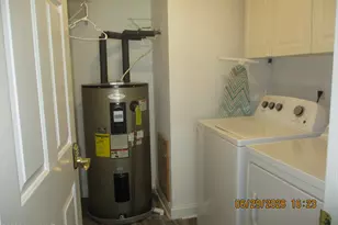 726 E Main St, Winterville, NC 28590 - Photo 14