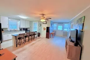 314 Oak Ave, Hamlet, NC 28345 - Photo 2