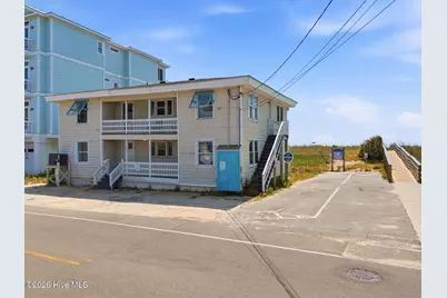 500 Carolina Beach Avenue N, Carolina Beach, NC 28428 - Photo 2