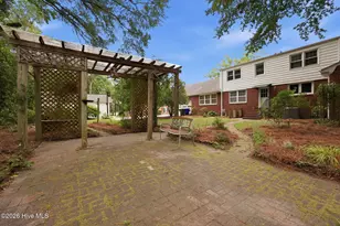 202 Greenbriar Dr, Greenville, NC 27834 - Photo 6