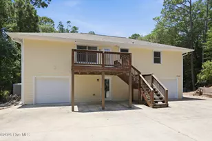 7409 Coral Ct, Emerald Isle, NC 28594 - Photo 2