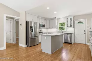 7409 Coral Ct, Emerald Isle, NC 28594 - Photo 14