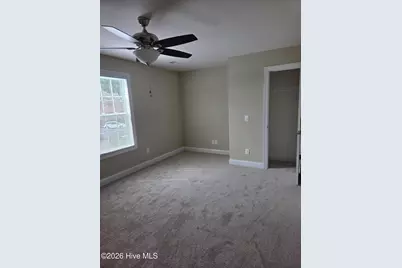 325 S Pointe Drive #B, Winterville, NC 28590 - Photo 16