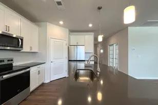 512 Ragapple Ln, Aberdeen, NC 28315 - Photo 10