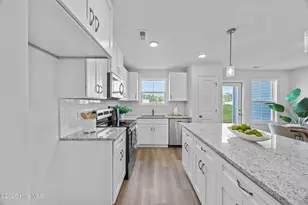 79 W Pioneer Wy, Hampstead, NC 28443 - Photo 16