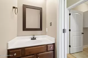 306 Oak Ridge Ct, Swansboro, NC 28584 - Photo 20