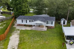 201 Blue Fan St, Surf City, NC 28445 - Photo 20