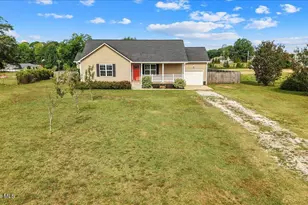 46 Sugarhill Dr, Zebulon, NC 27597 - Photo 4