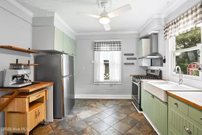 307 Avenue B, New Bern, NC 28560 - Photo 16