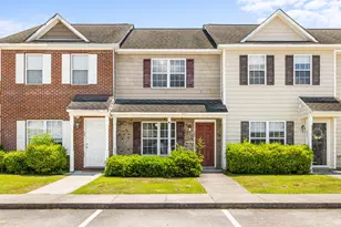 403 Springwood Dr, Jacksonville, NC 28546 - Photo 1