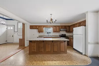 1615 Parkview Drive, Elizabeth City, NC 27909 - Photo 8