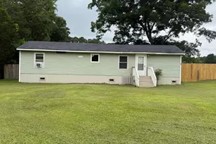 1586 Pony Farm Rd, Jacksonville, NC 28540 - Photo 1