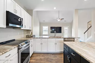 7801 Waterwillow Drive, Leland, NC 28451 - Photo 12