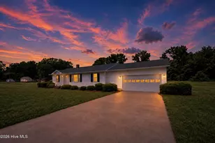 606 Darden Dr, Kinston, NC 28504 - Photo 2
