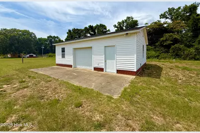 606 Darden Drive, Kinston, NC 28504 - Photo 48