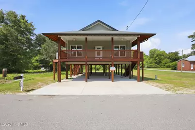 303 E Jones Street, Trenton, NC 28585 - Photo 2