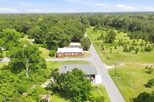 303 E Jones St, Trenton, NC 28585 - Photo 36