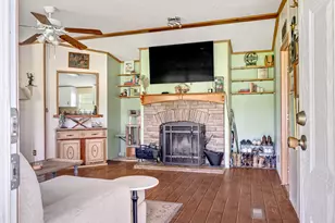129 Aberdeen Ln, Jacksonville, NC 28540 - Photo 8