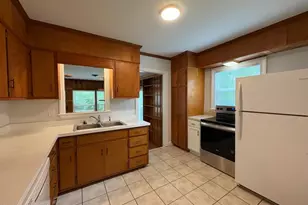 207 Talbot St, Whiteville, NC 28472 - Photo 8