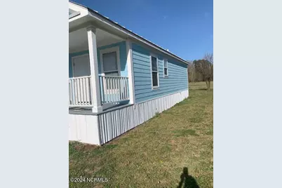 1740 White Oak River Road, Maysville, NC 28555 - Photo 2
