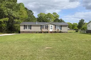 361 Fowler Manning Rd, Richlands, NC 28574 - Photo 2